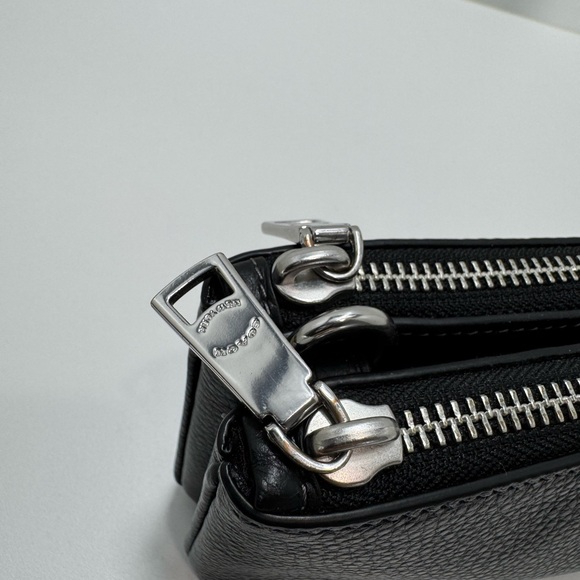 COACH Double Zip Crossbody Bag in Black Leather Wristlet - Picture 11 of 14